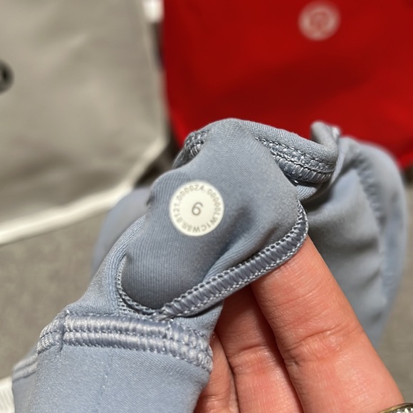 Lululemon Align Tank - Picture 4 of 5